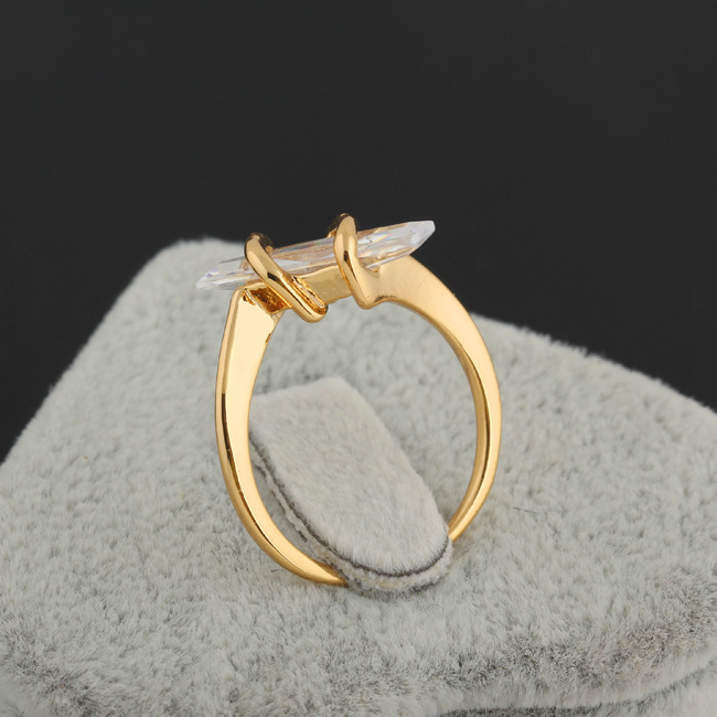 Stone Alice Wrap Ring