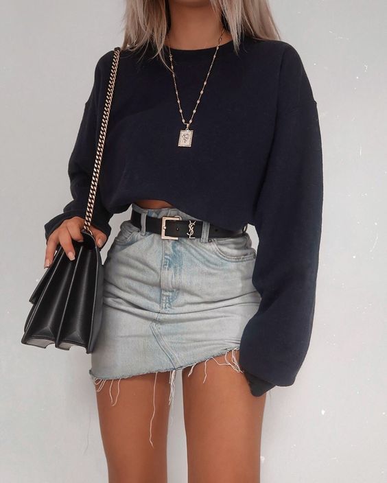 Daisy Long Sleeved Crop Top