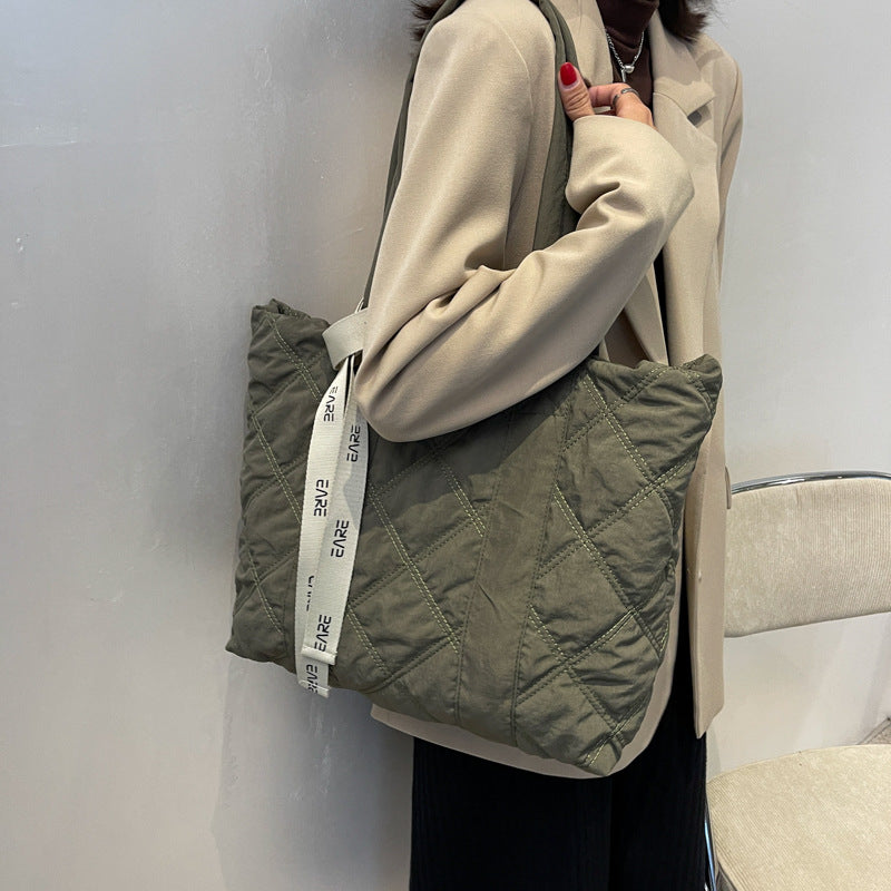 Fashionable Rhombus Winter Tote Bag