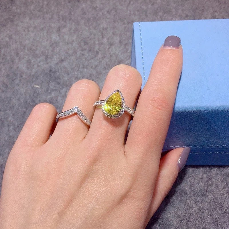 Petra Mezzra Yellow Diamond Ring