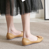 Elizabeth Pointed Flats